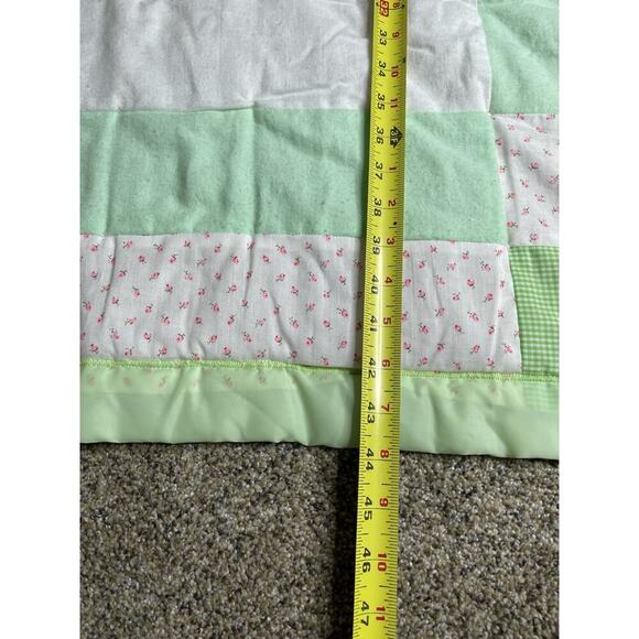 Vintage Bunny Quilt Patel Green Double Sided Lap Blanket Crib Nursery Decor - Picture 5 of 6